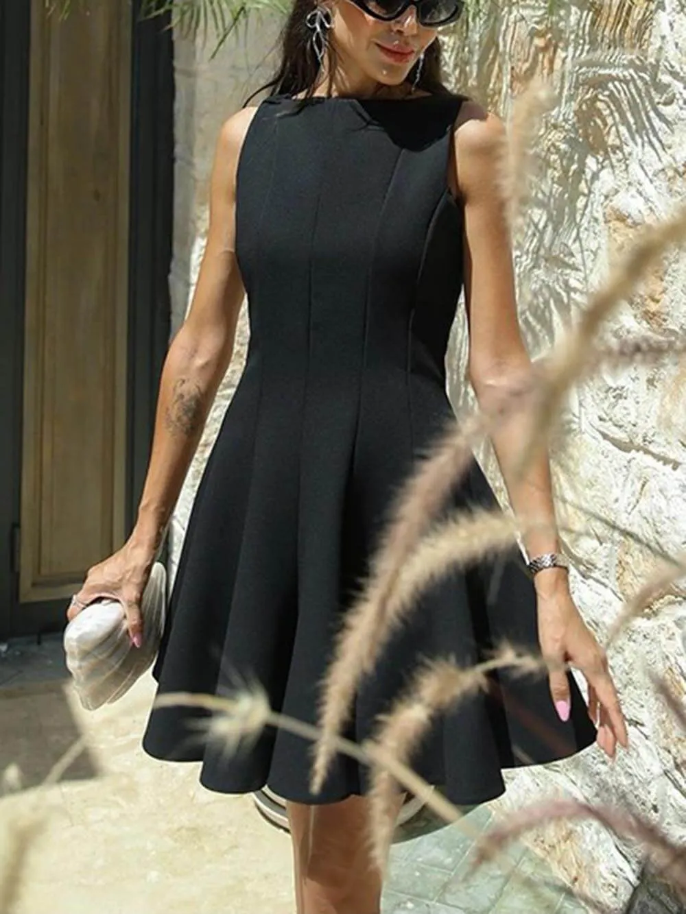 Elegant Sleeveless Fitted Evening Pleated Mini Dress