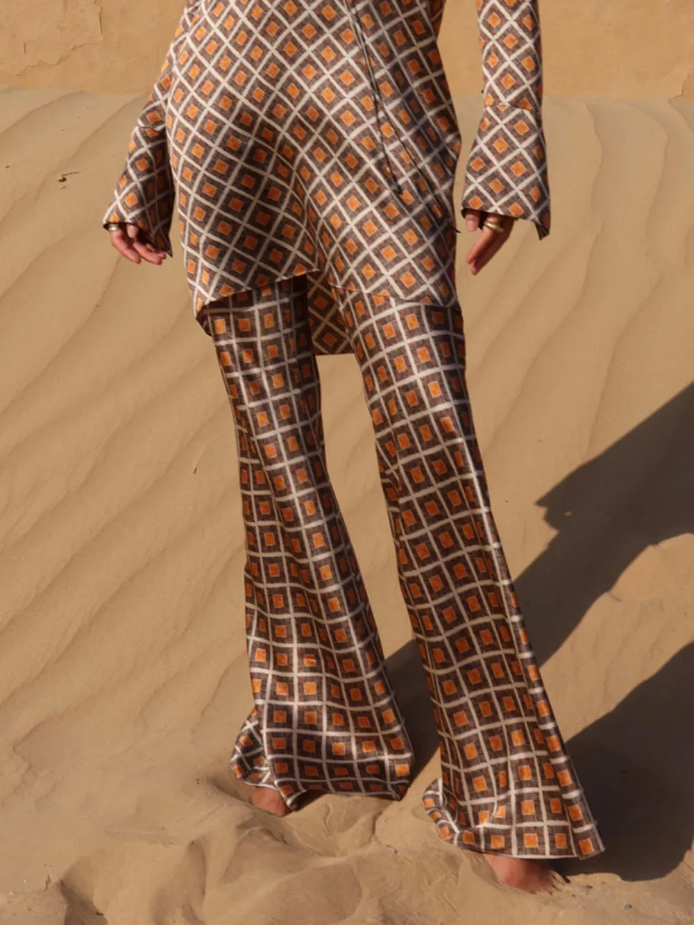 Unique Pattern Print Elastic Waist Slightly Flared Pants