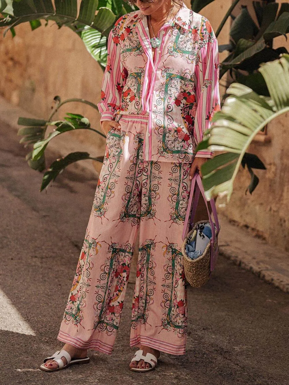 Unique Floral Charm Print Loose Blouse