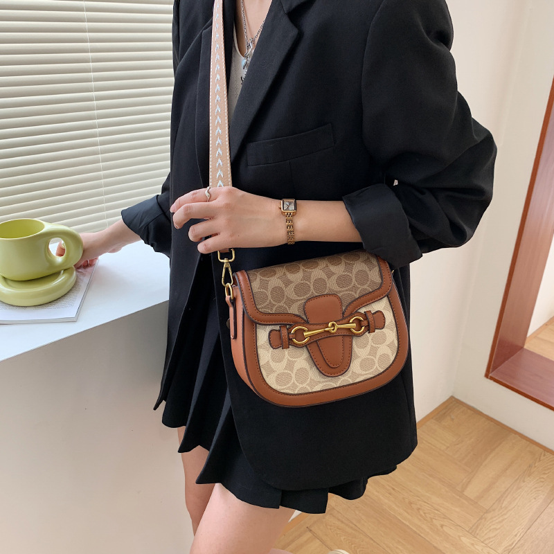 Retro Ladies Leather Bag Crossbody Bag