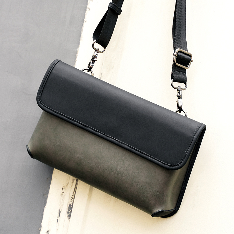 High Quality Retro Men Casual Commuter Tiger Head Shoulder Crossbody Bag