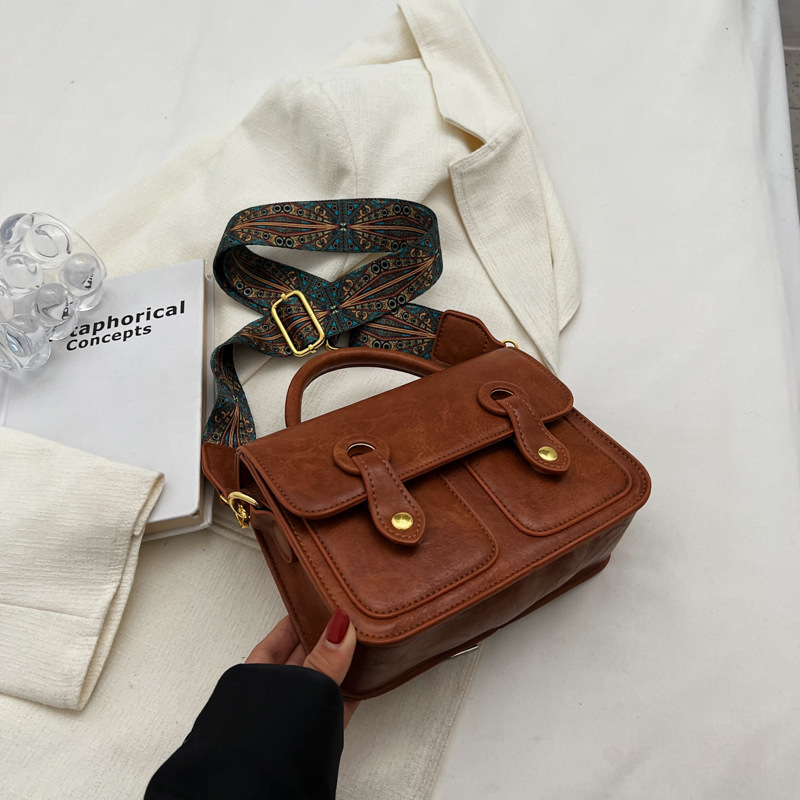 Retro Wide Shoulder Strap Shoulder Bag Fashion Simple Crossbody Bag