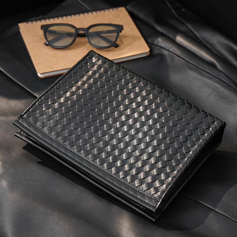 Men's High Quality Hand-woven Joker Horizontal Envelope Bag