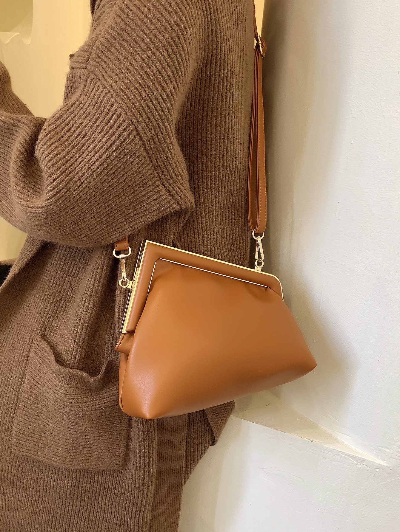 Minimalist style special-shaped bag