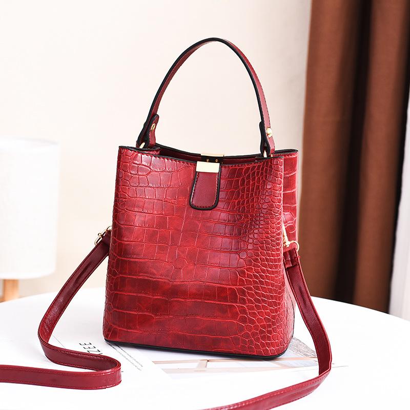 2021 new ladies one-shoulder messenger bucket bag