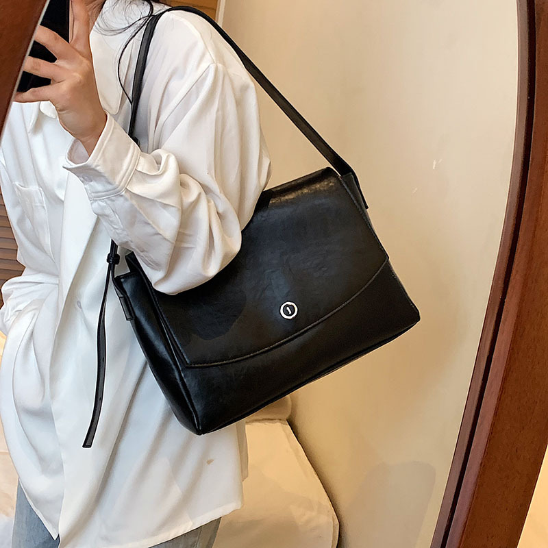 Fashion Large Capacity Official Document Shoulder Bag