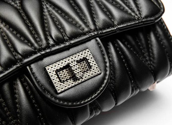 Leather Chain Bag Crossbody Bag