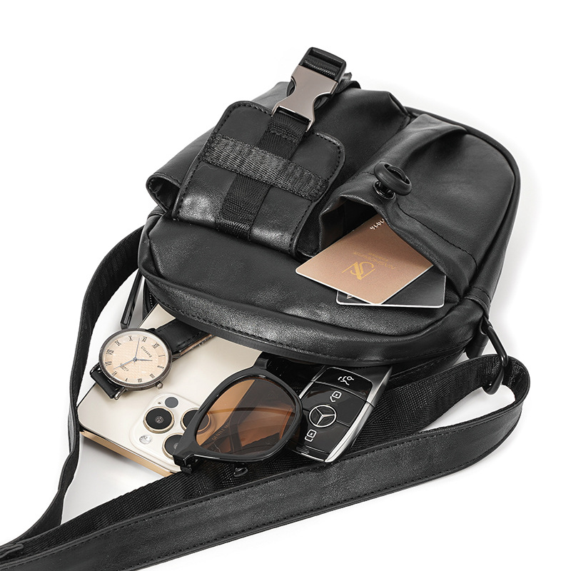 2023 Fashion Men's Simple Casual Slung Small Square Bag