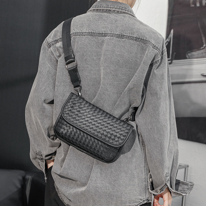 Men's Fashion Hand-woven Leather Shoulder Bag
