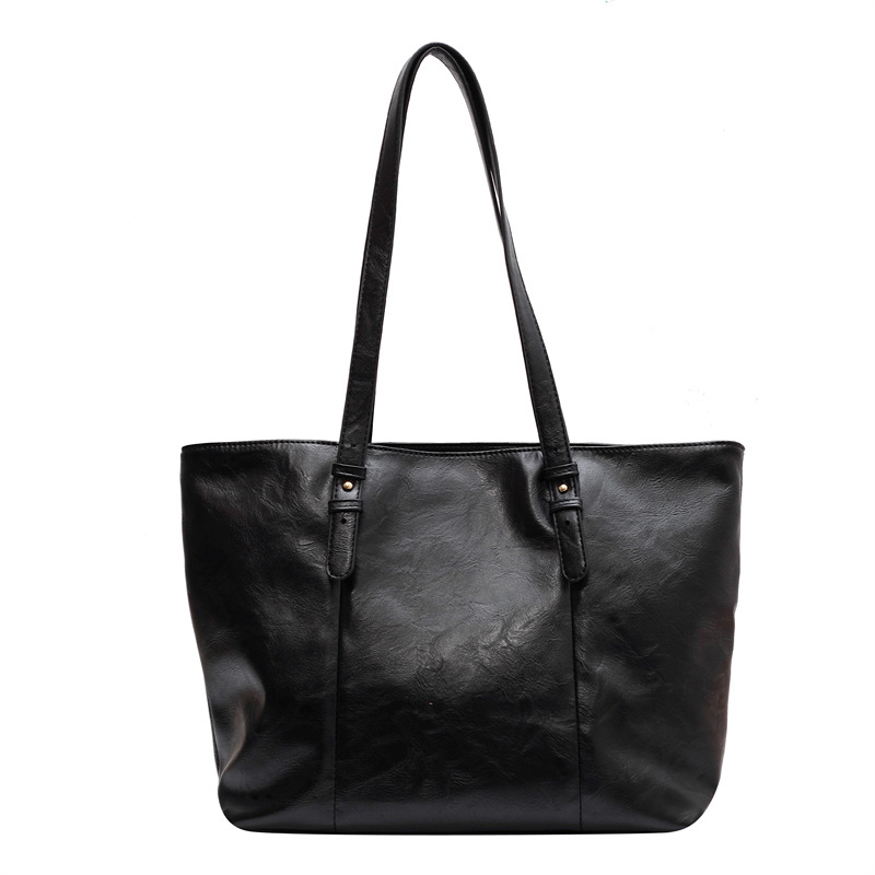 Large-Capacity Commuter Tote