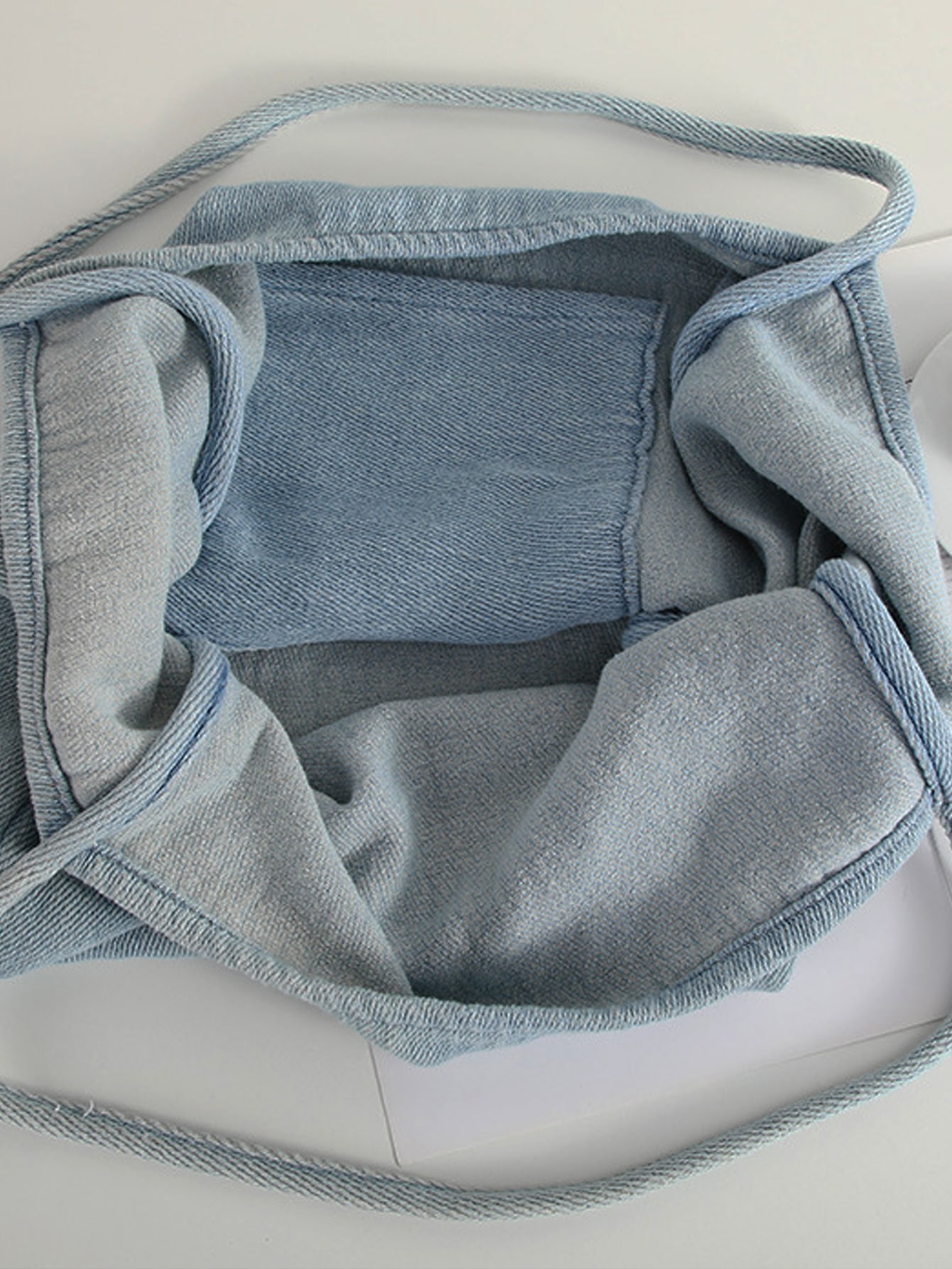 Large capacity leisure bag