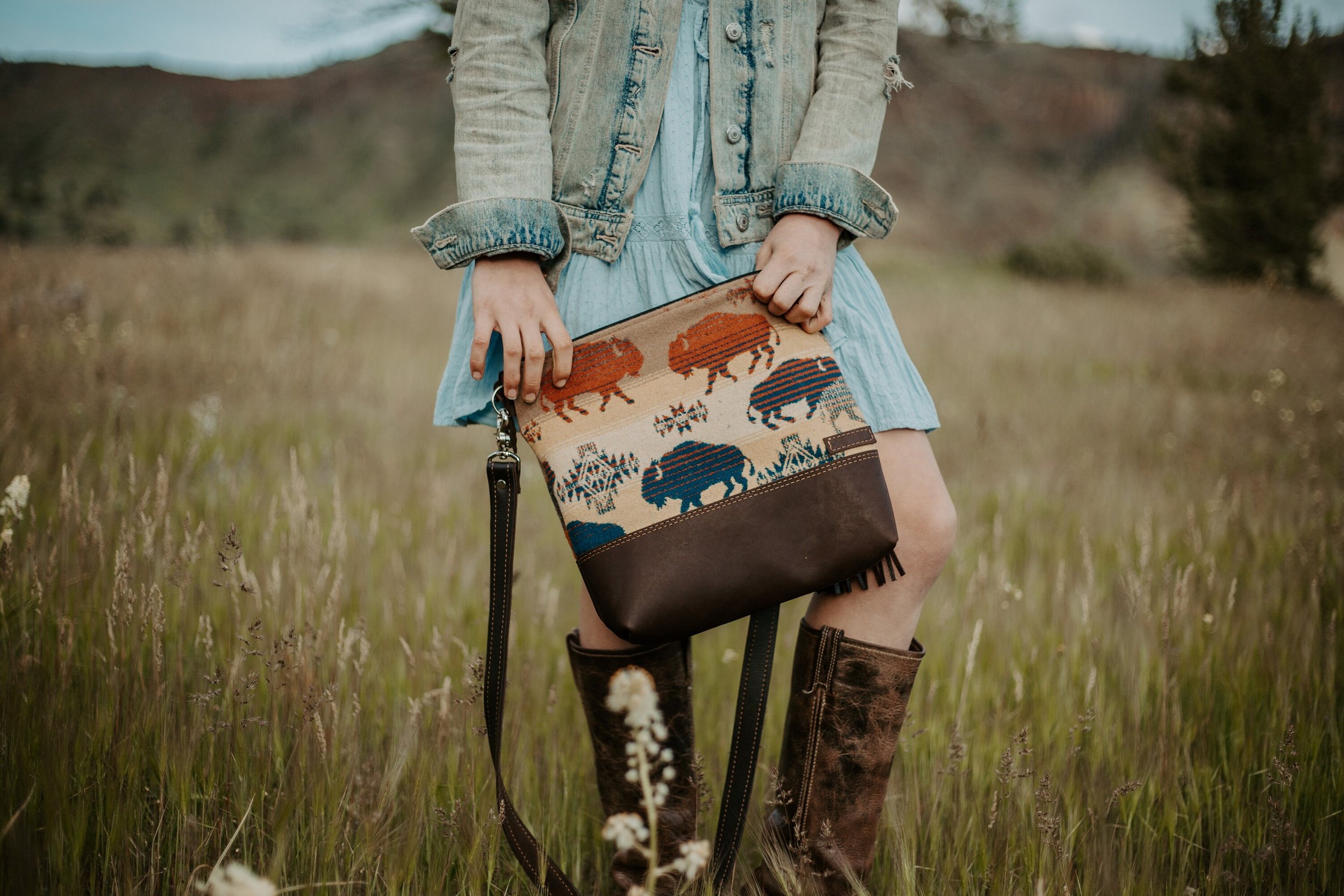LAND OF BUFFALO WOOL LEATHER BOTTOM CROSS BODY PURSE WITH BROWN WAXED LEATHER