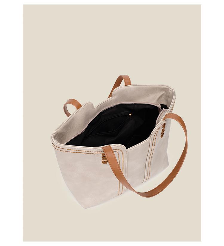 Large Capacity Shoulder Bag Women Summer New Fashion Simple Commuter Bag Sense Portable Tote Bag