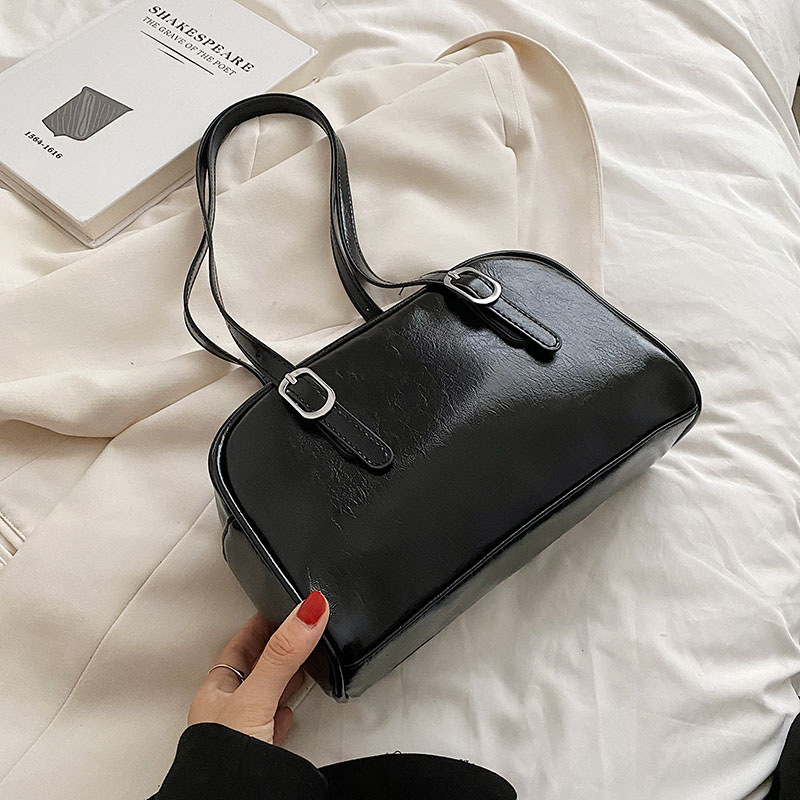 Vintage One Shoulder Pillow Bag