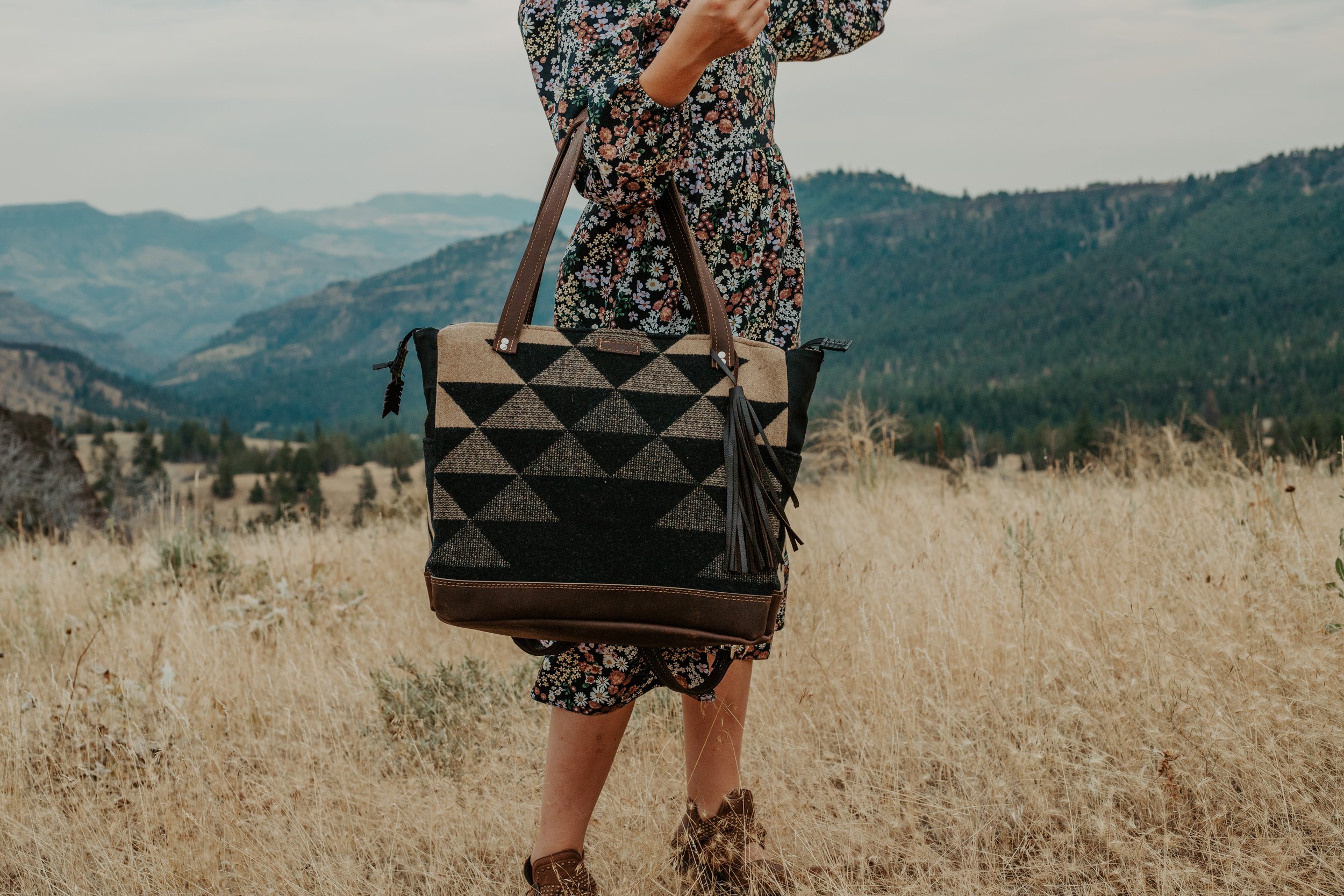 UNISEX DIAPER BAG LARGE TOTE IN GEOMETRIC THUNDERBIRD