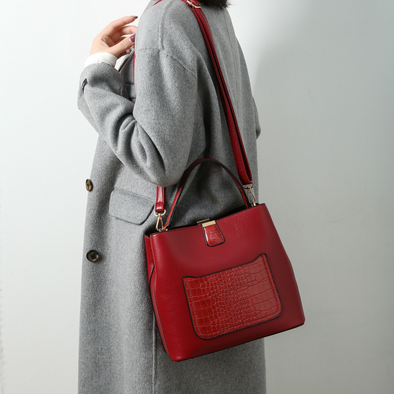 Large Capacity Fashion Commuter Three-piece Bucket Bag