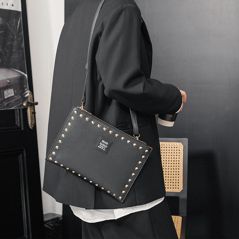 Men's Casual Wristlet Bag Rivet Bag