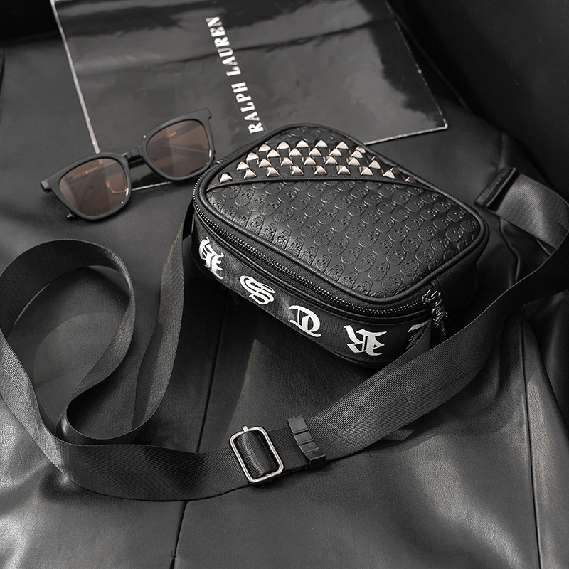 Fashion Personality Rivet Slung Ghost Head Small Square Bag