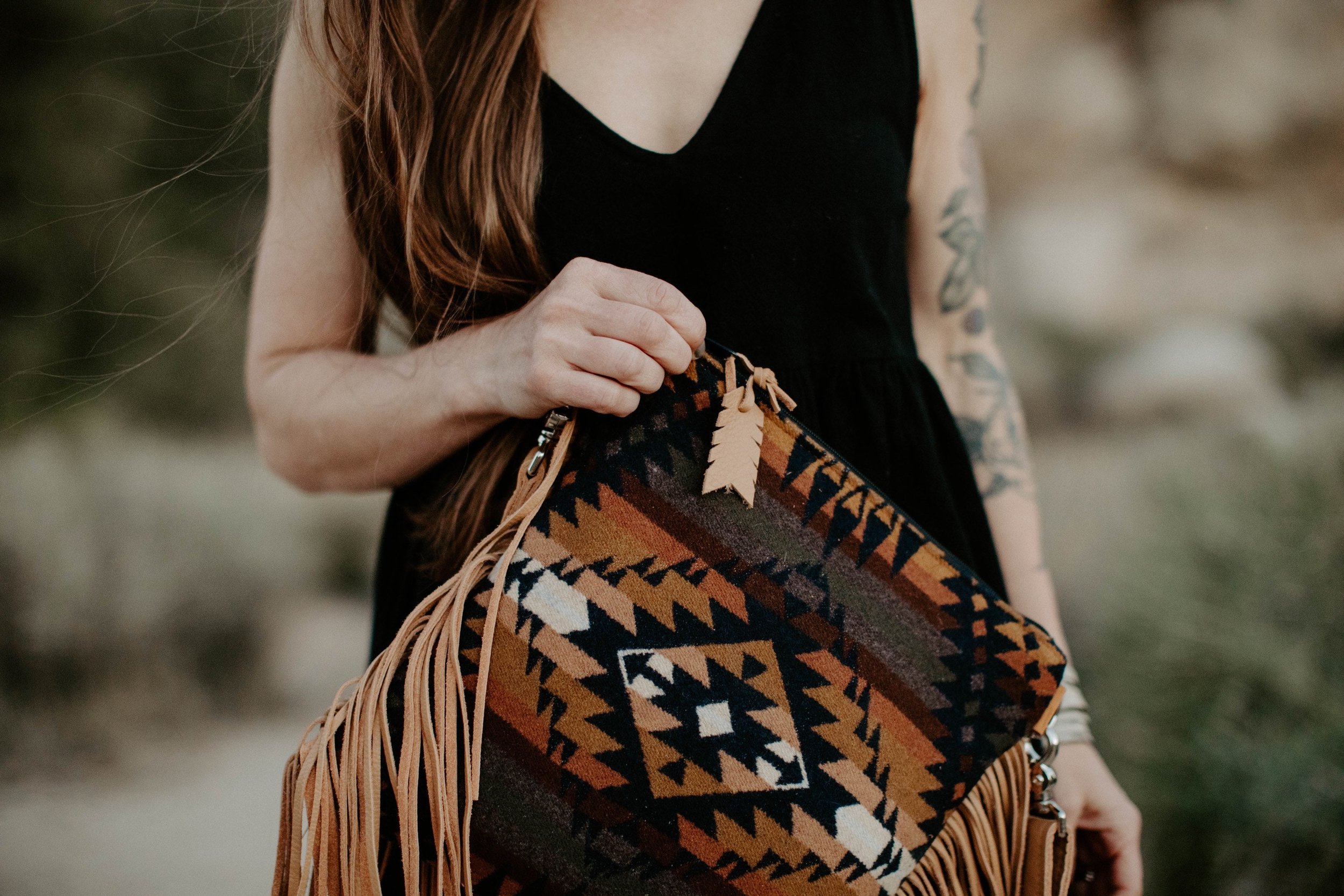FRINGE CROSSBODY PURSE IN NAVY AND OLIVE WOOL